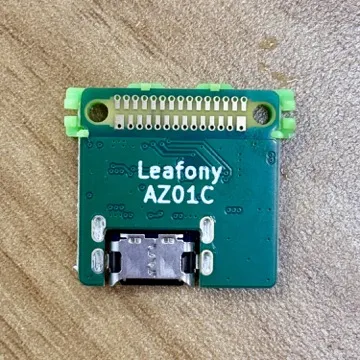 AZ01C USB-C 裏面